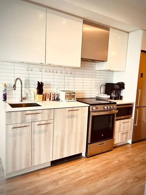 Stylish Luxe Apartment 1 Bedrom With Sofa Bed 토론토