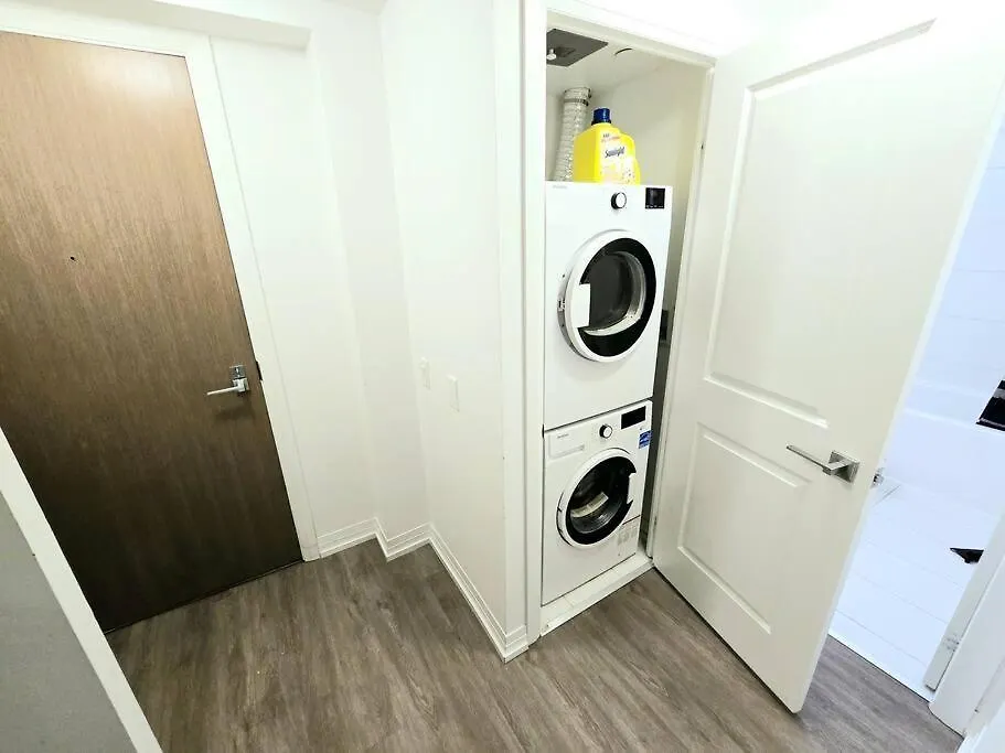 Stylish Luxe Apartment 1 Bedrom With Sofa Bed 토론토
